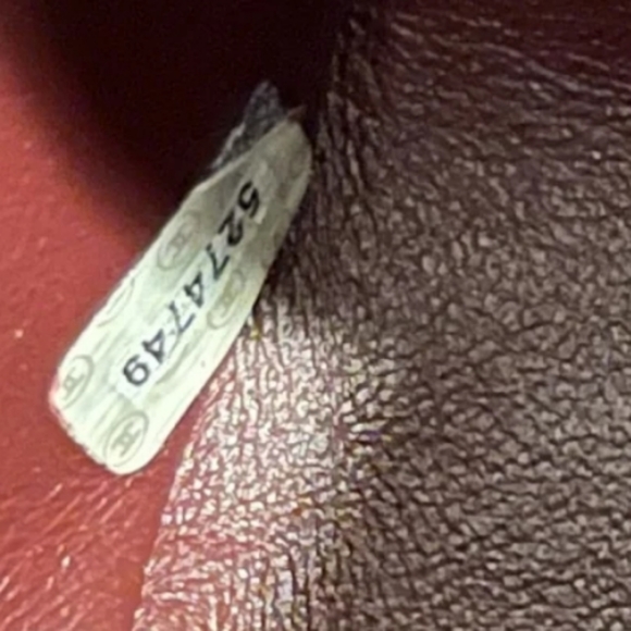 CHANEL cross body - Picture 8 of 9